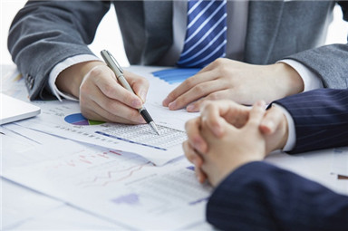 國內erp軟件廠商哪家好？