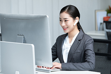 crm 客戶關系管理軟件的主要功能有哪些？