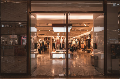 哪家公司開(kāi)發(fā)的服裝erp管理軟件好